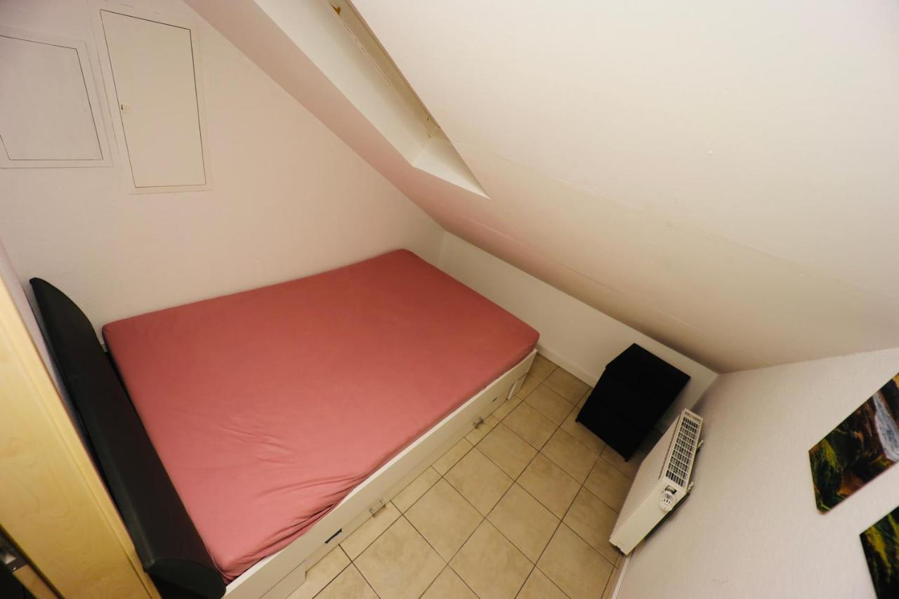 Generous Apartment I 7 Beds I 110 Sqm I Fast Internet Paderborn Ngoại thất bức ảnh